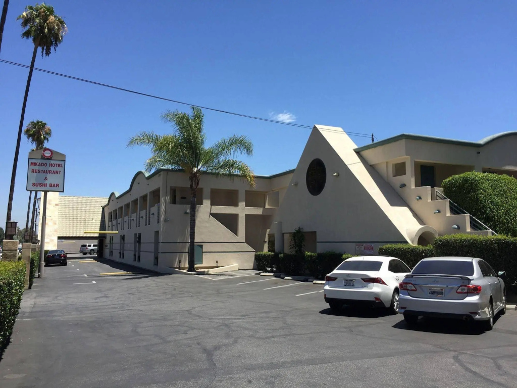 photo 1 of Mikado Hotel - Universal Studios/Burbank