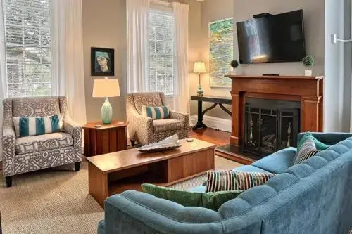 photo 1 of Mint Julep Estate