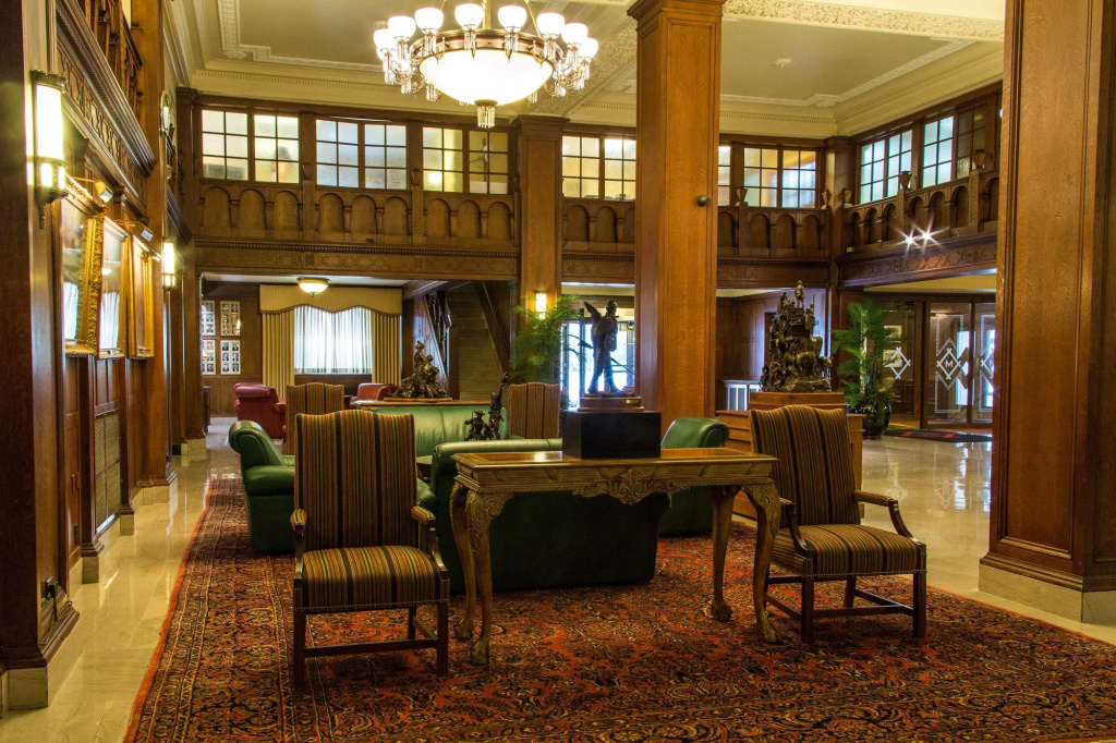 photo 1 of Missouri Athletic Club