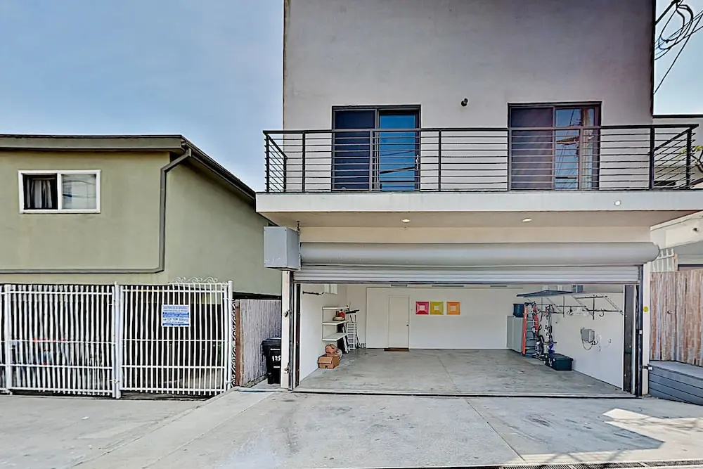 photo 1 of Modern Architectural - Just A Short Walk To Beach 3 Bedroom Home