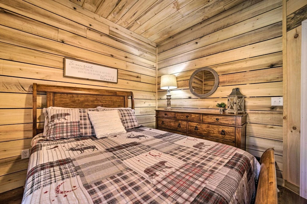 photo 1 of Modern Cabin w/ Fire Pit < 3 Mi to Trails!