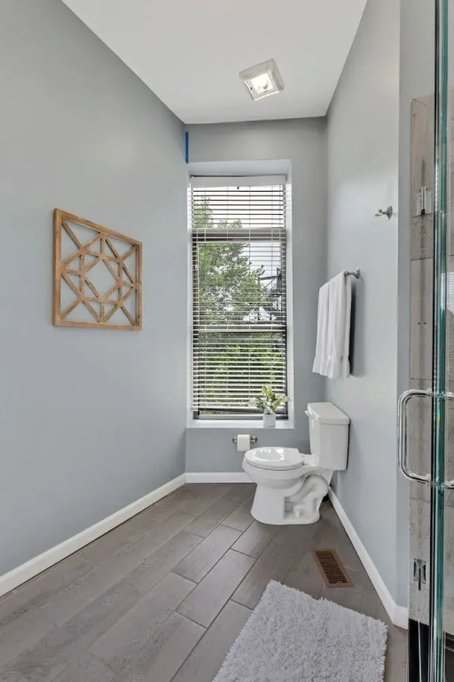 photo 1 of Modern Condo Oasis In The Heart Of Chicago 4 Bedroom Home by RedAwning