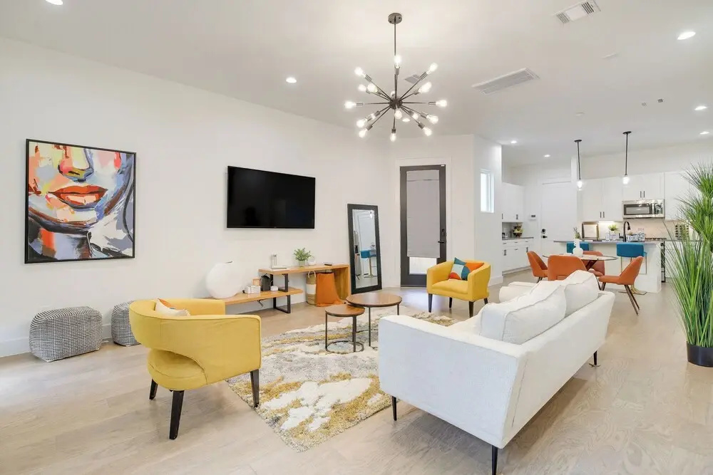 photo 1 of Modern Houston Home w/ Yard, 3 Mi to Toyota Center