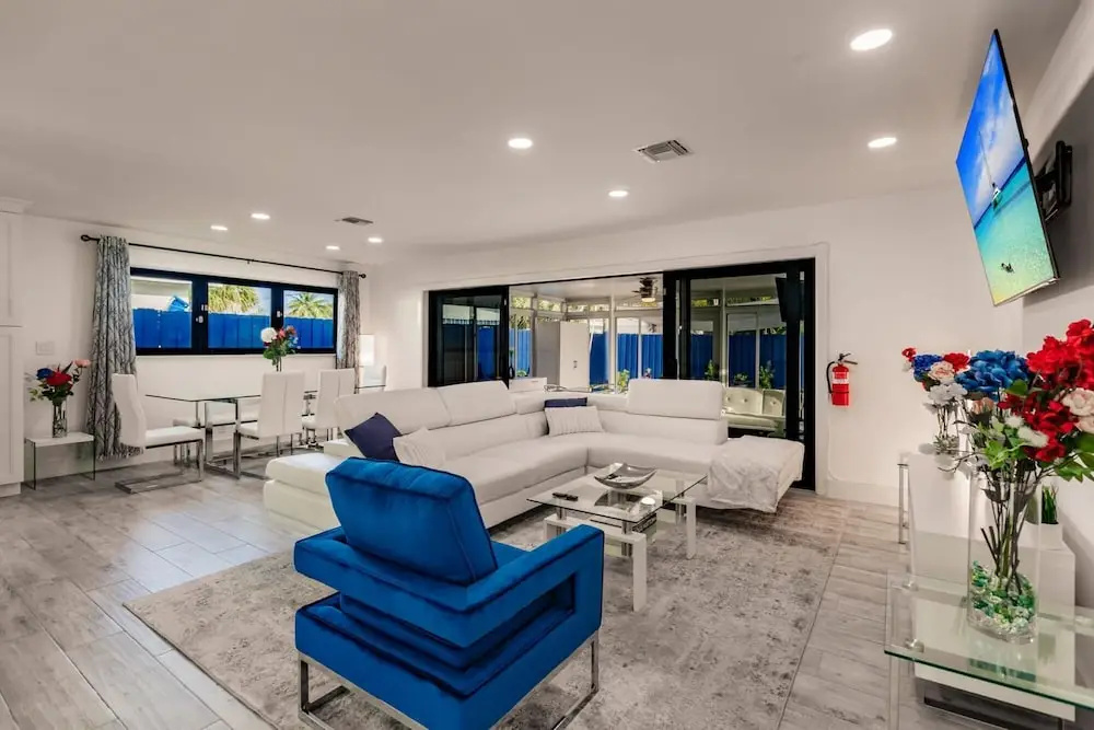 photo 1 of Modern Spacious Home With Pool Jacuzzi