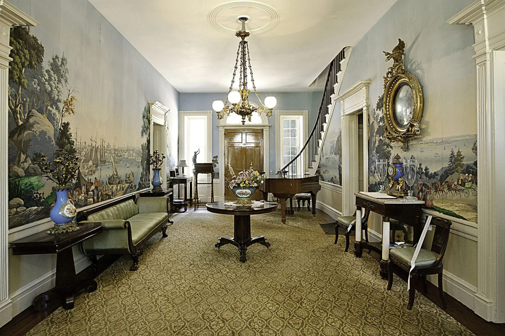 photo 1 of Monmouth Historic Inns and Gardens