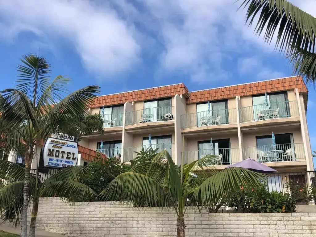photo 1 of Moonlight Beach Motel