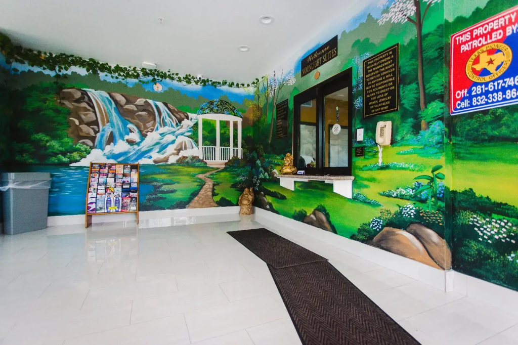 photo 1 of Moonlight Suites - Houston George Bush Intl Airport