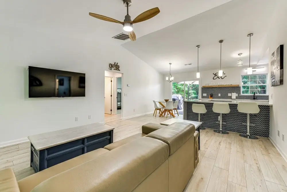 photo 1 of Mooresville Retreat w/ Patio, 1 Mi to Lake Norman!