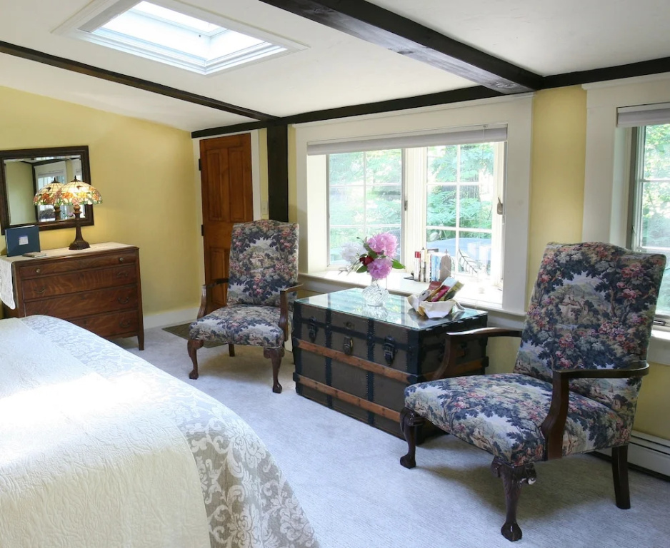 photo 1 of Morning Glory Inn