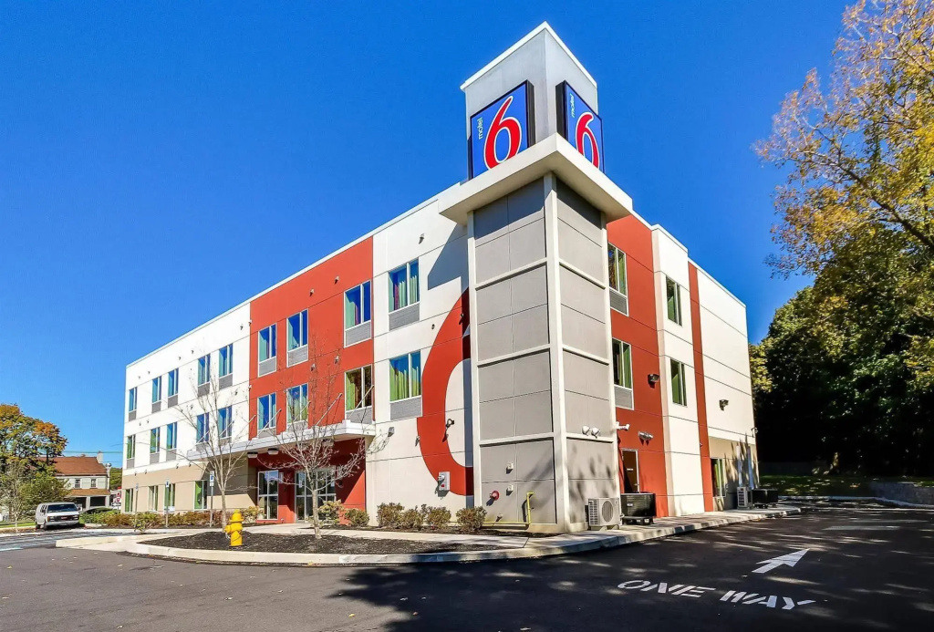 photo 1 of Motel 6 Allentown, PA