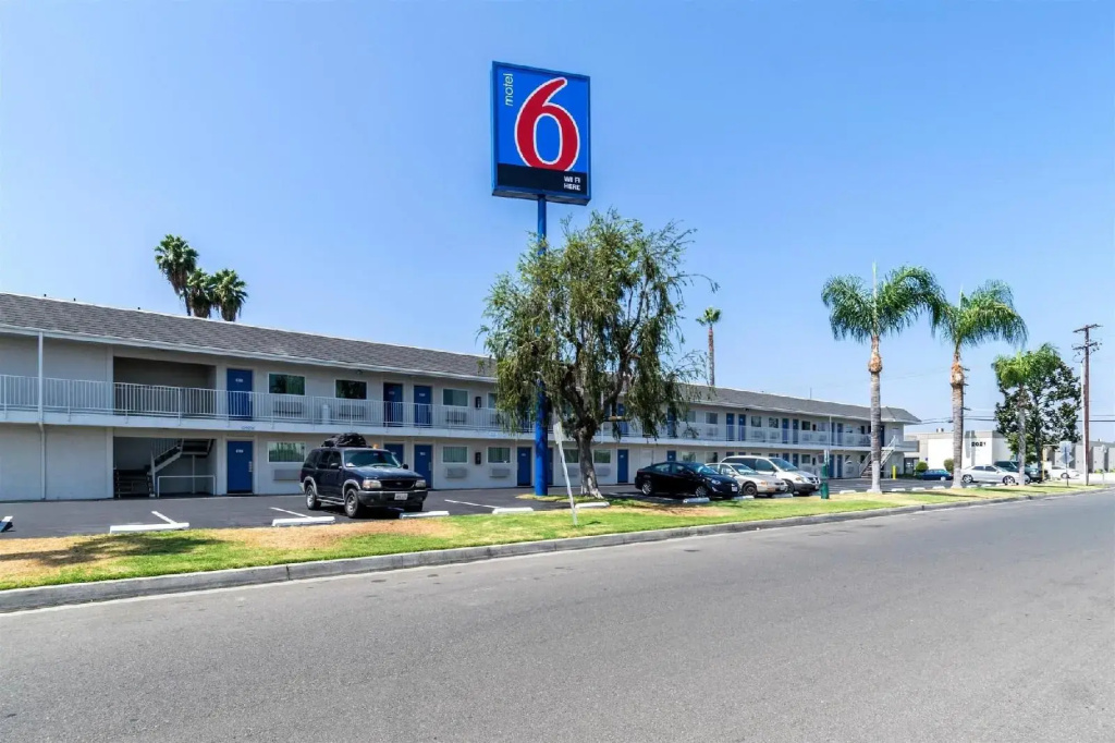 photo 1 of Motel 6 Anaheim, CA - Fullerton East
