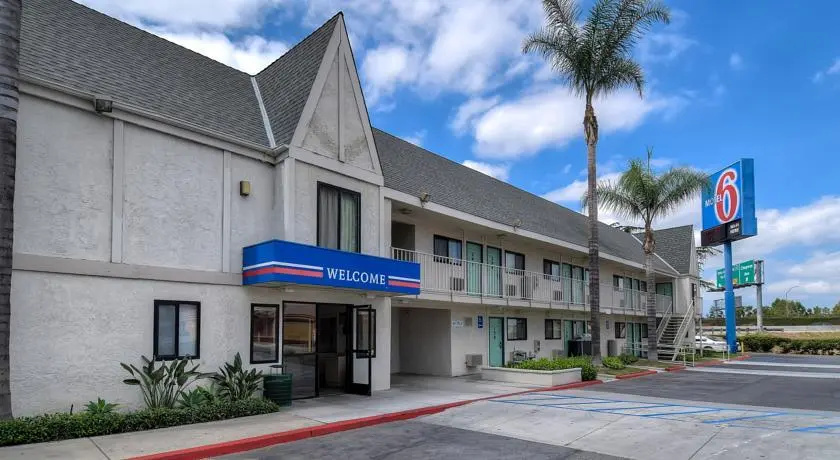 photo 1 of Motel 6 Anaheim Stadium Orange
