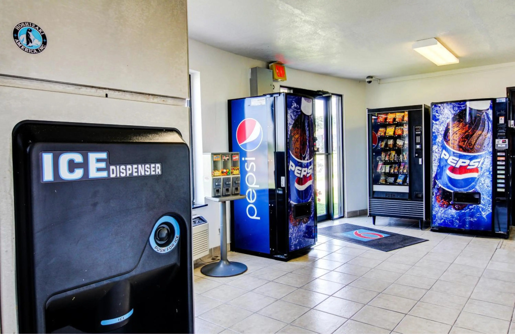 photo 1 of Motel 6 Columbia - East
