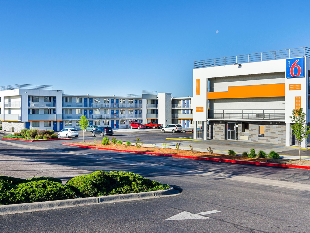 photo 1 of Motel 6 Denver, CO – Downtown