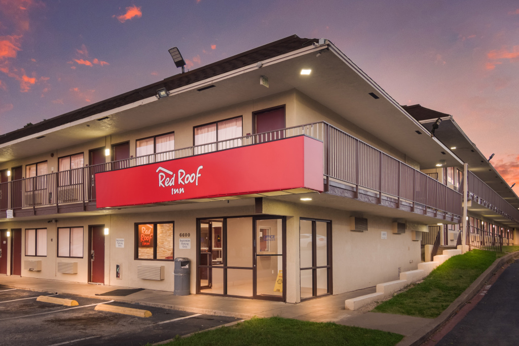photo 1 of Red Roof Inn Fort Worth South