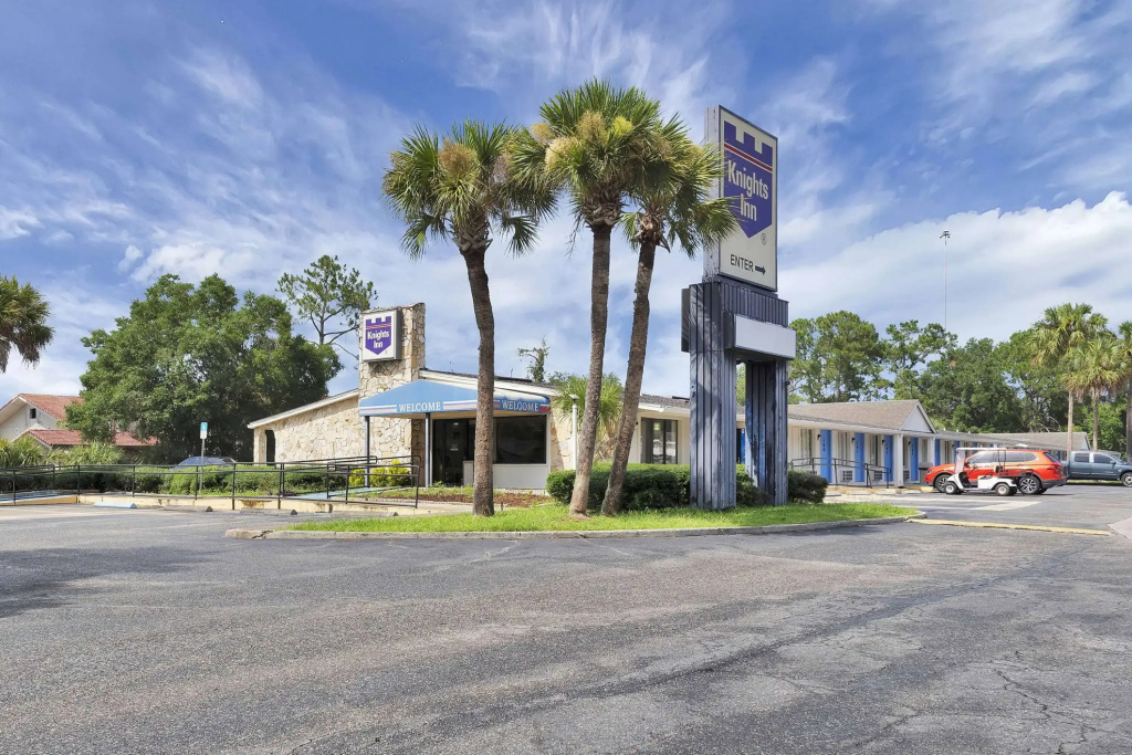 photo 1 of Knights Inn Jacksonville at Dix Ellis Trail