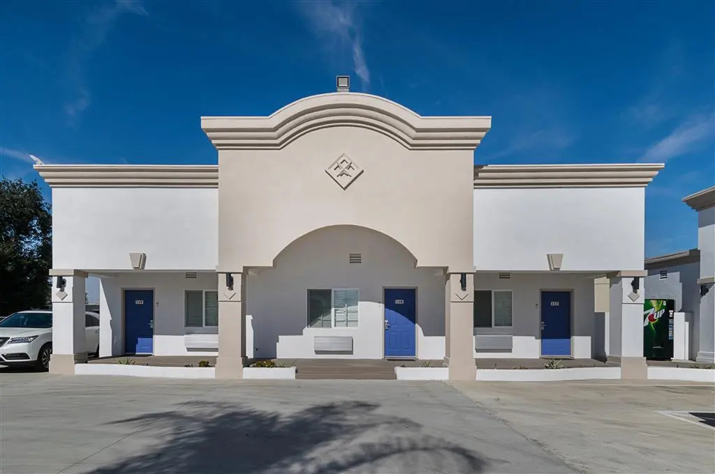 photo 1 of Motel 6 Lomita, CA