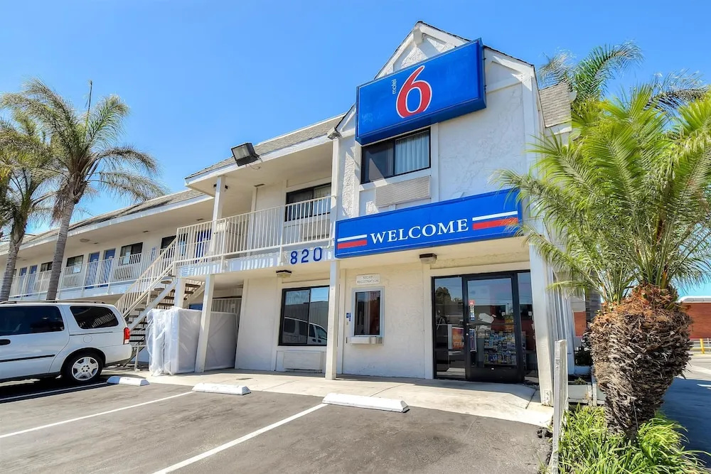 photo 1 of Motel 6 Los Angeles - Harbor City