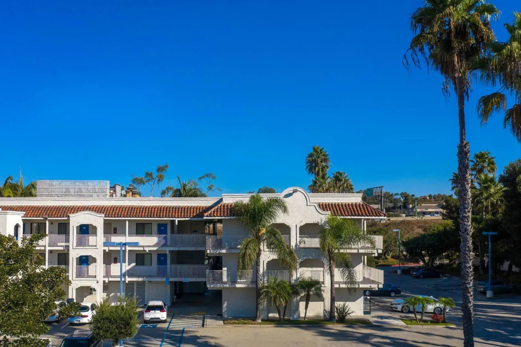 photo 1 of Motel 6 Oceanside, CA