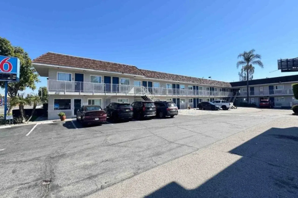 photo 1 of Motel 6 Ontario, CA - Airport