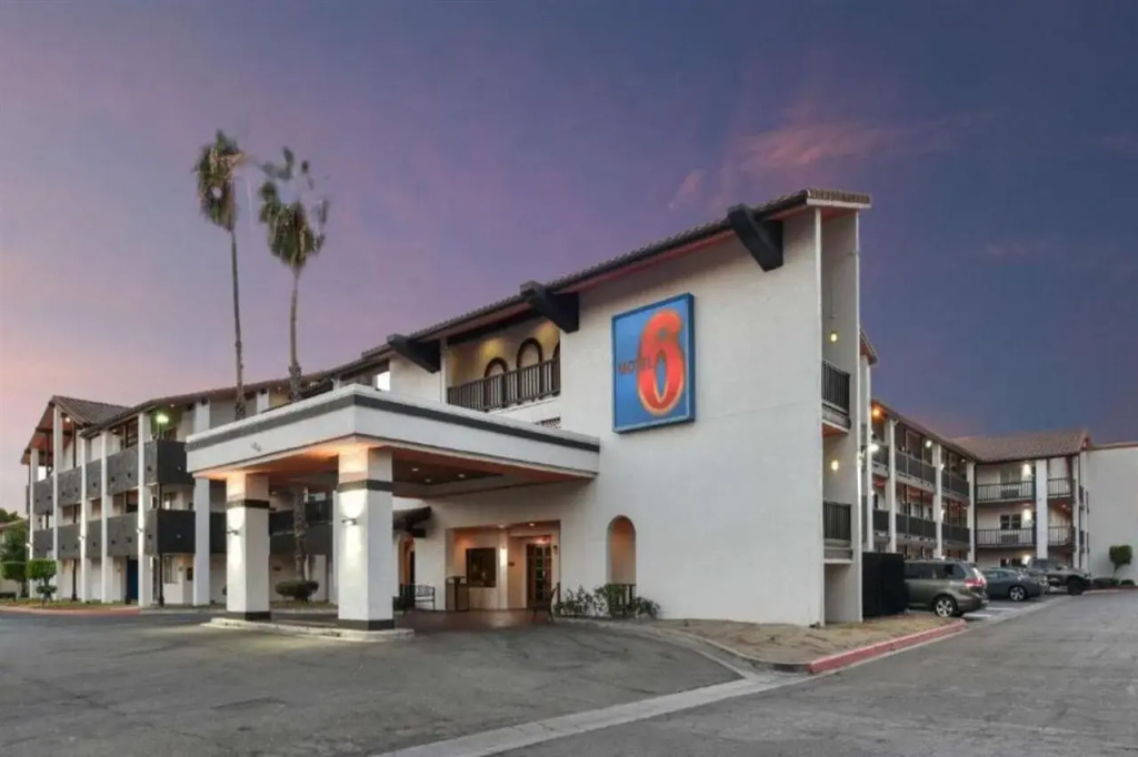 photo 1 of Motel 6 Ontario, CA - Convention Center - Airport