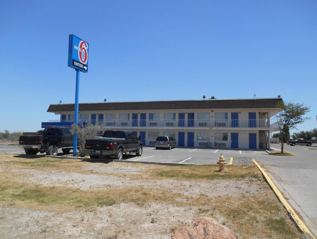 photo 1 of Motel 6 – Pecos, TX