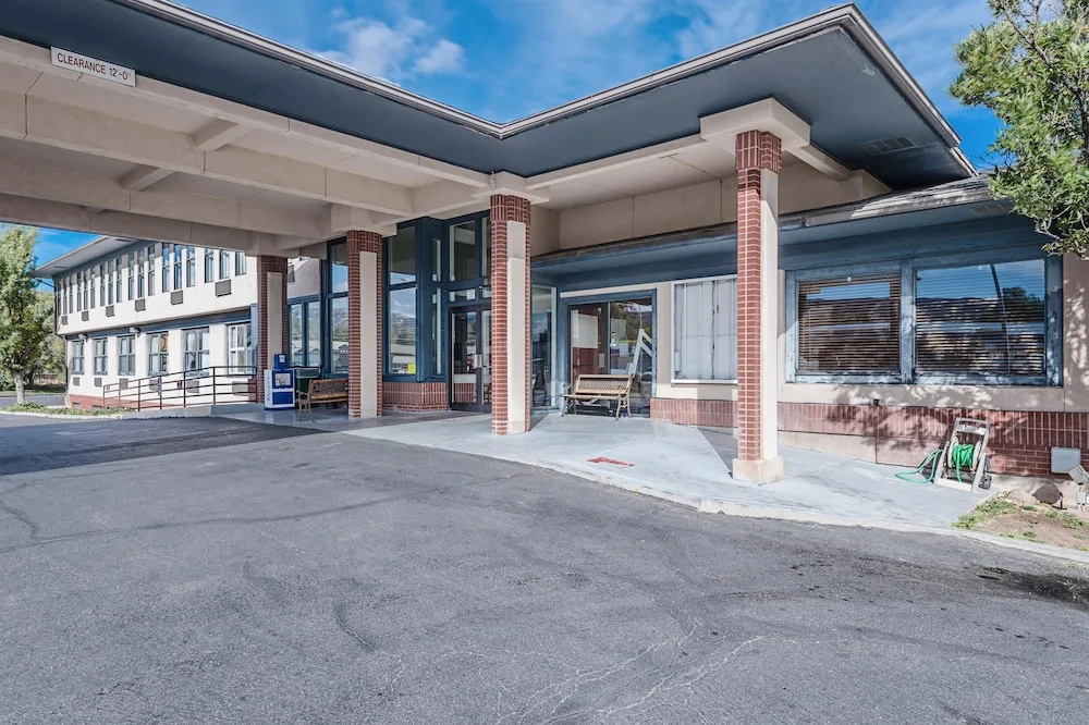 photo 1 of Motel 6 Richfield, UT