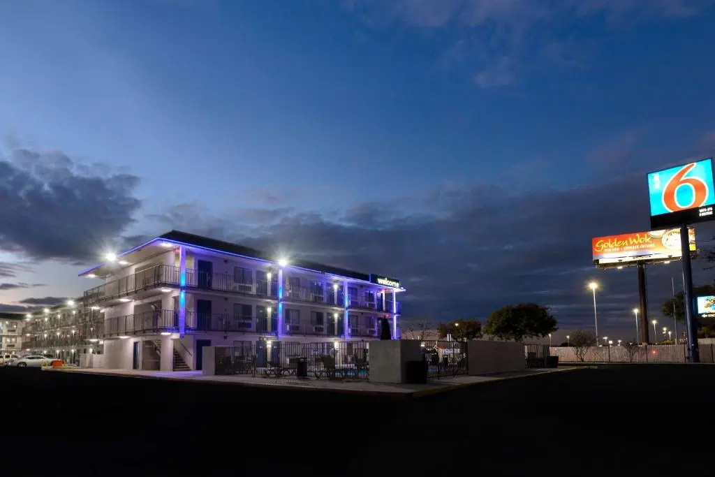 photo 1 of Motel 6 San Antonio, TX - West SeaWorld
