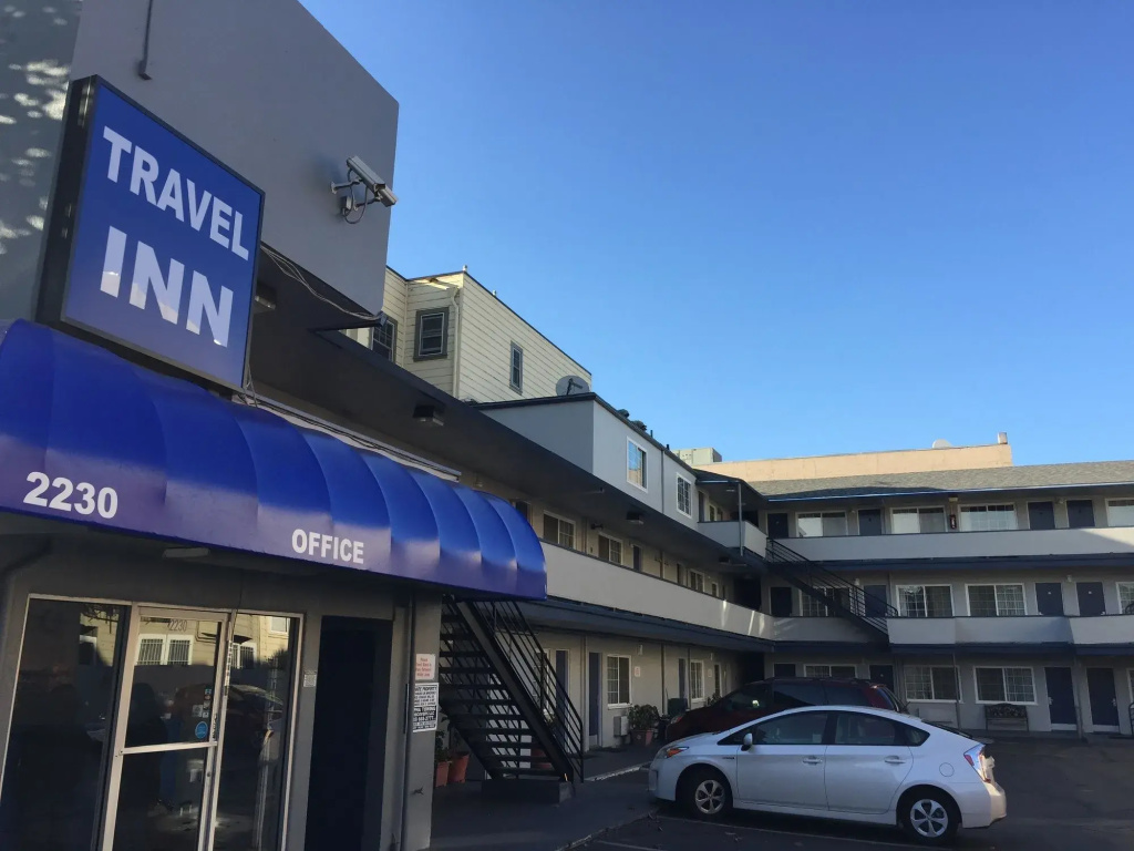 photo 1 of Motel 6 San Francisco, CA - Lombard Street