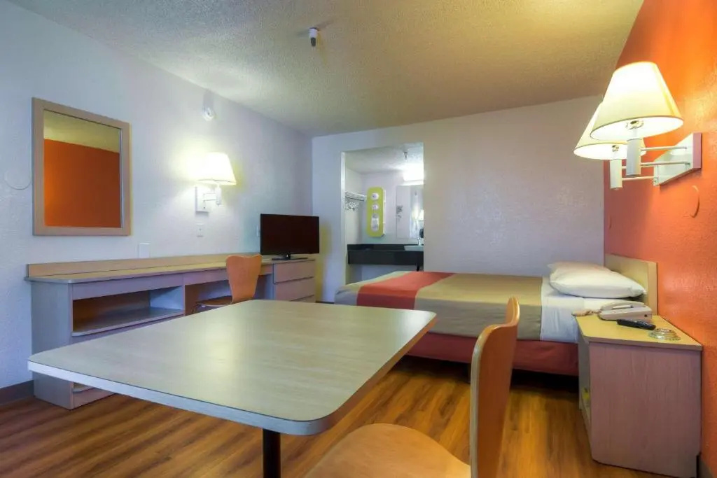 photo 1 of Motel 6 Santa Ana, CA
