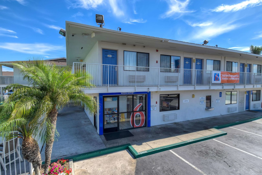 photo 1 of Motel 6 Stanton, CA - Anaheim West