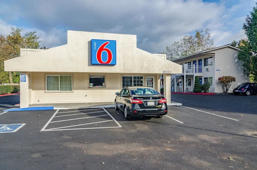 photo 1 of Motel 6 Gresham