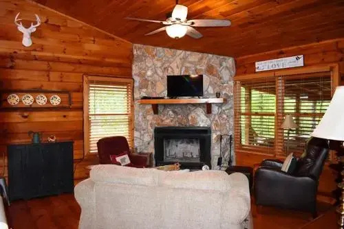 photo 1 of Mountain Lake Hideaway