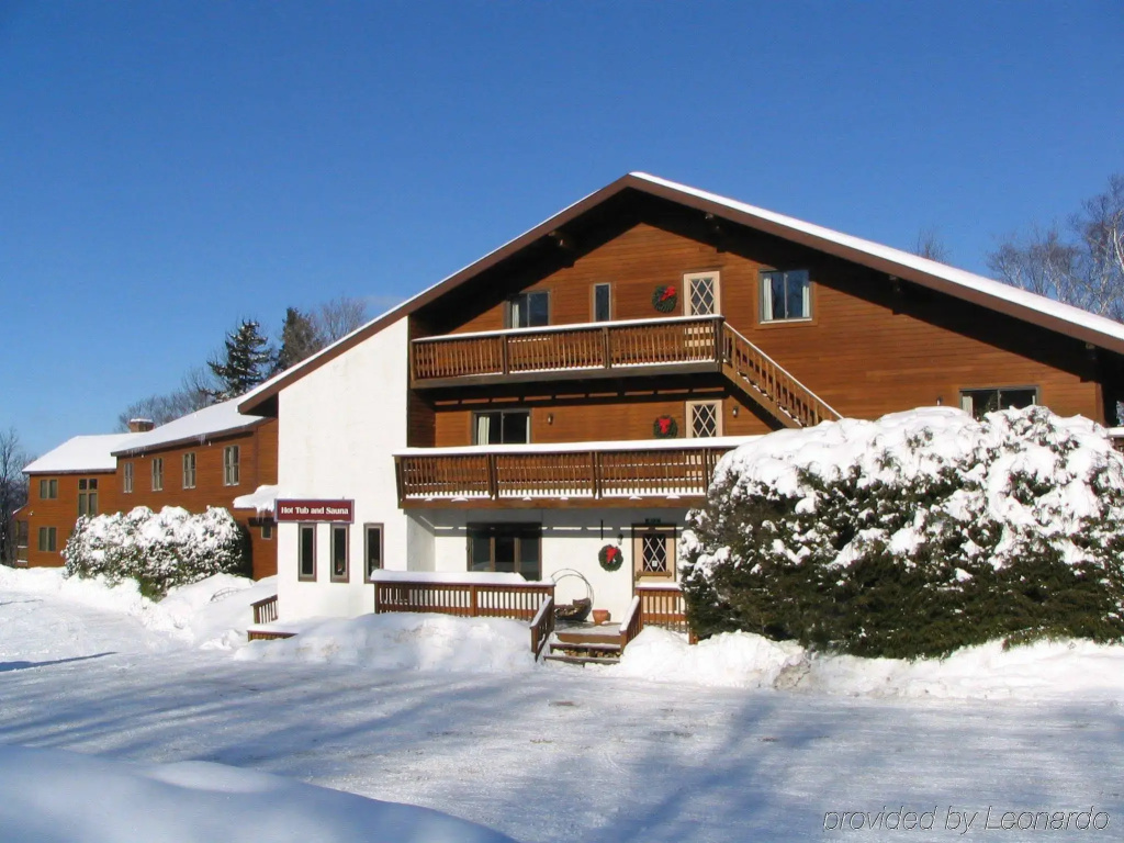 photo 1 of Mountain Sports Inn