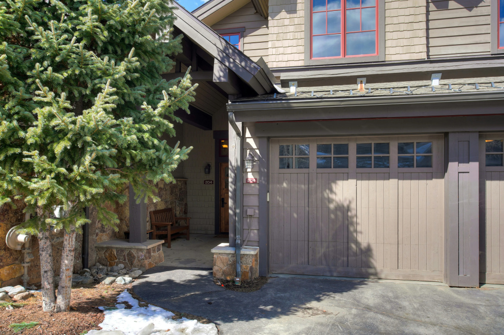 photo 1 of Mountain Thunder Lodge