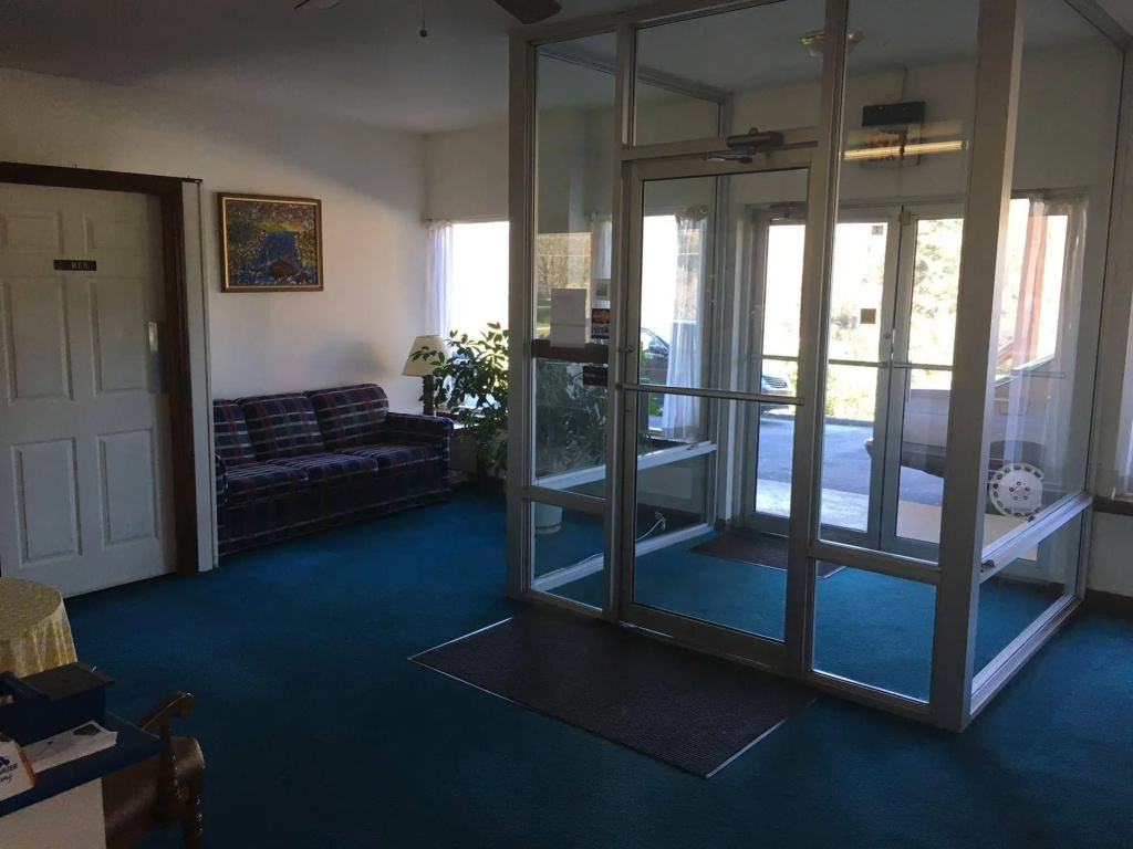 photo 1 of Mountain Vista Inn