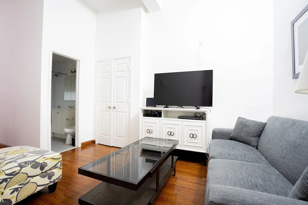 photo 1 of Murray Hill Apartments 30 Day Rentals