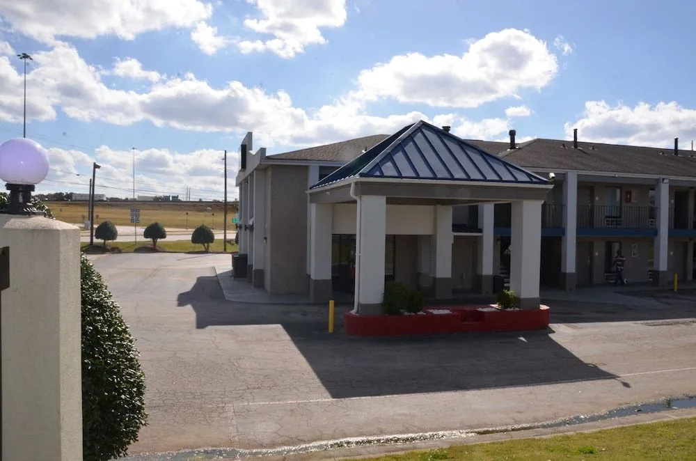 photo 1 of My Home & Suites Covington