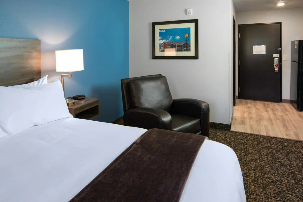 photo 1 of My Place Hotel-Medford OR