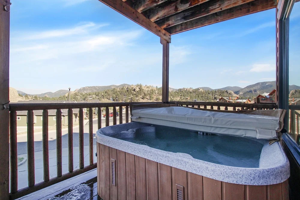 photo 1 of Nakai Peak 41b 2 Bedroom Condo by RedAwning