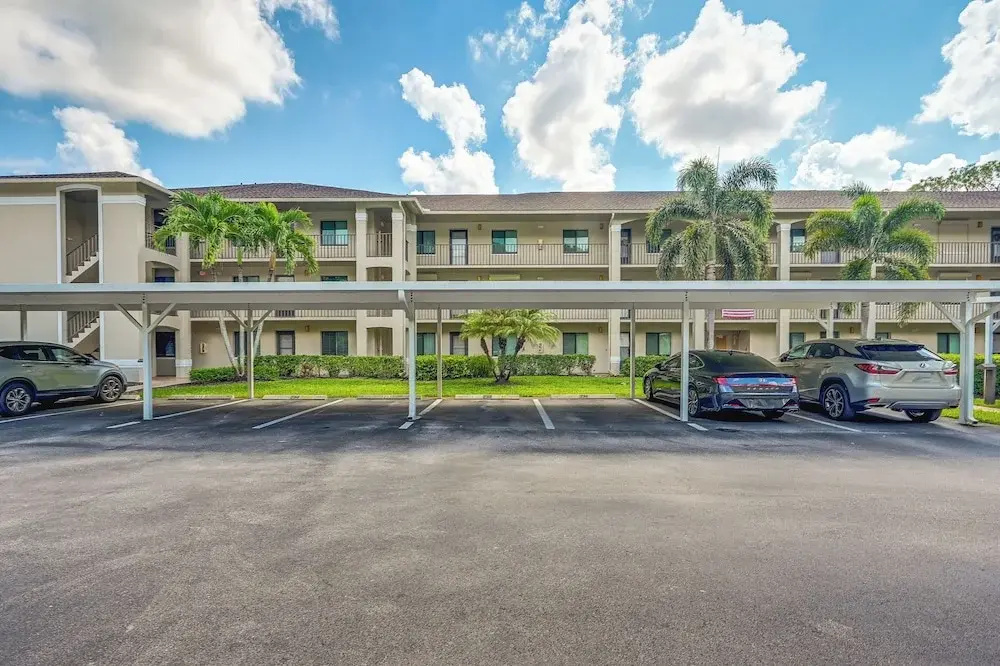 photo 1 of 3 Mi to Beaches: Naples Condo w/ Pool Access!