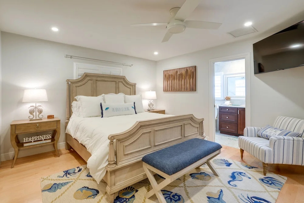photo 1 of Naples Park Rental w/ Hot Tub ~ 1 Mi to Beach!