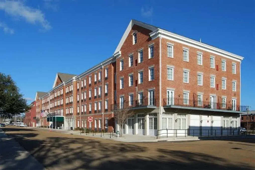 photo 1 of Natchez Grand Hotel & Suites On the River