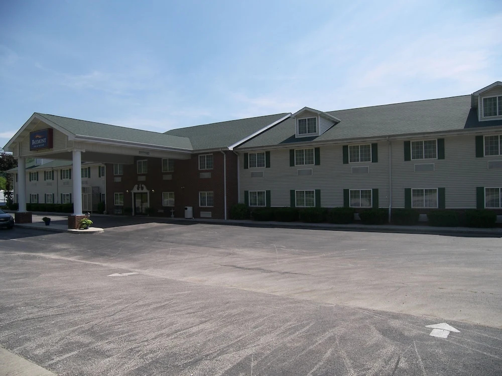 photo 1 of National Heritage Inn and Suites