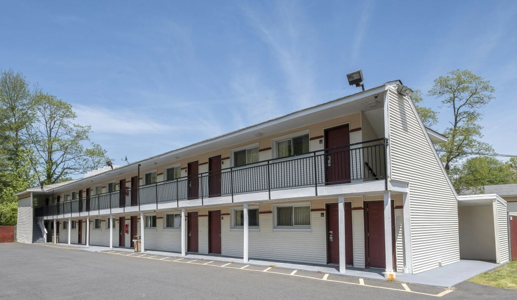photo 1 of Red Roof Inn Neptune - Jersey Shore
