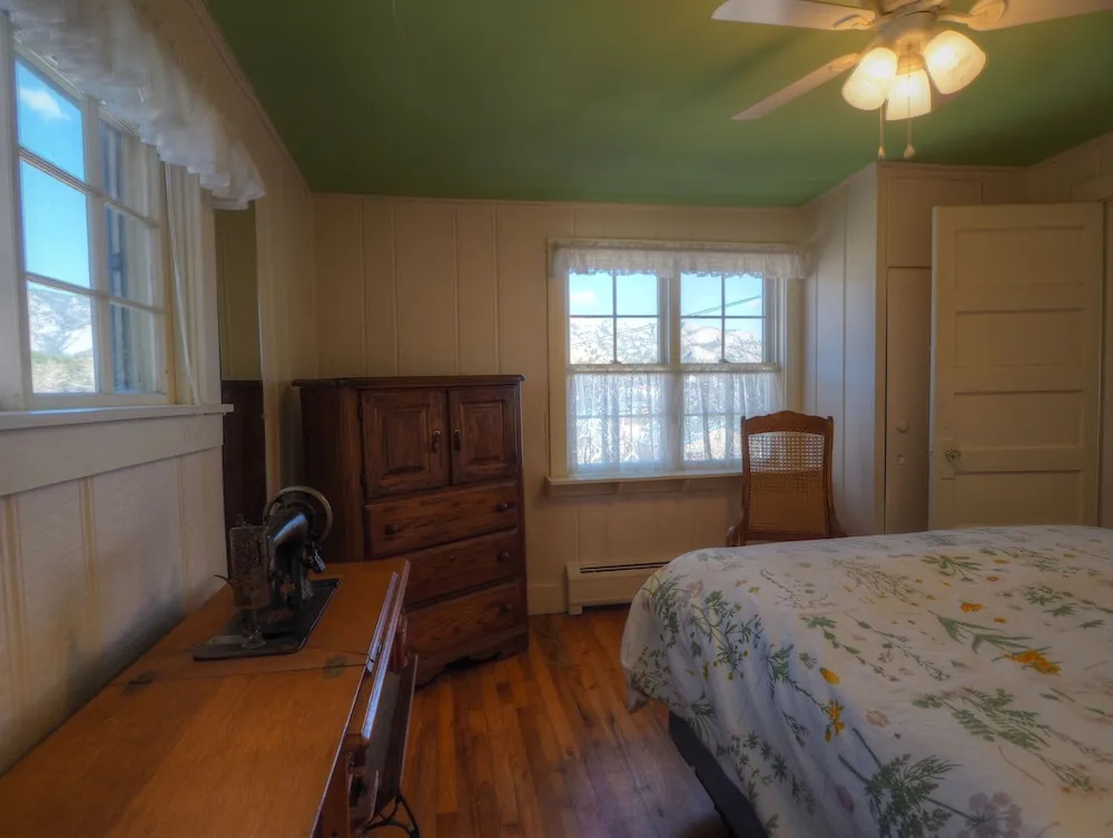 photo 1 of New! Edelweiss Mountain Haus -- E.v. Reg # 3386 3 Bedrooms 2.5 Bathroo
