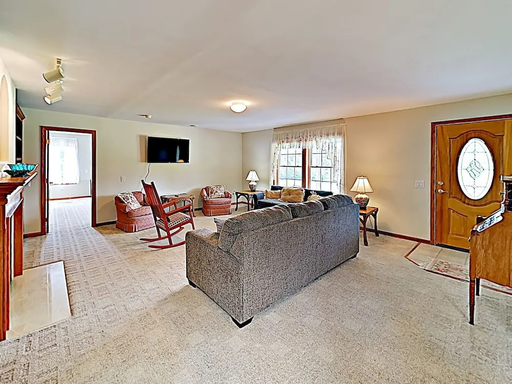 photo 1 of New Listing! Private Country On 20+ Acres 3 Bedroom Home