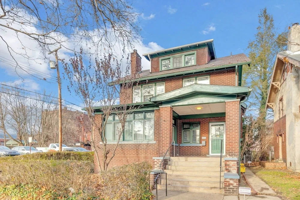 photo 1 of "new Listing" Spacious 3 Bedroom Large Home Close to Downtown, Oakland, & East Liberty! 3 Home by Redawning