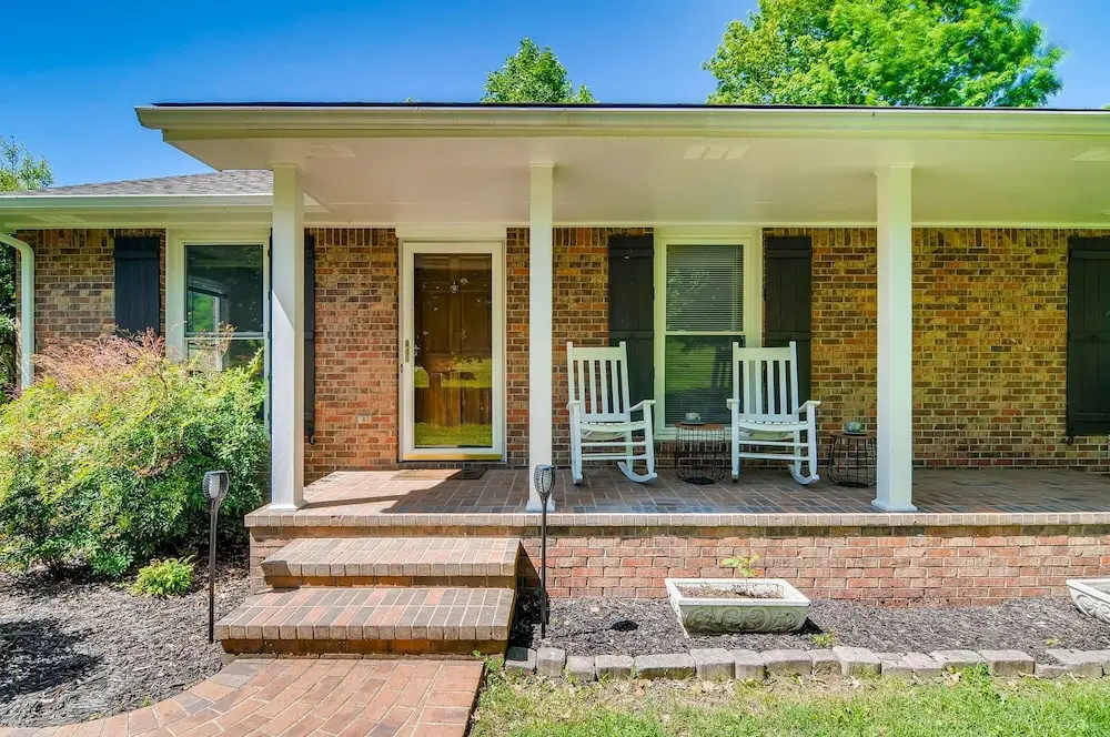 photo 1 of New- Tranquil & Gorgeous Countryside 3br/2bath Home on 1 Acre - 20 Min From Nashville!