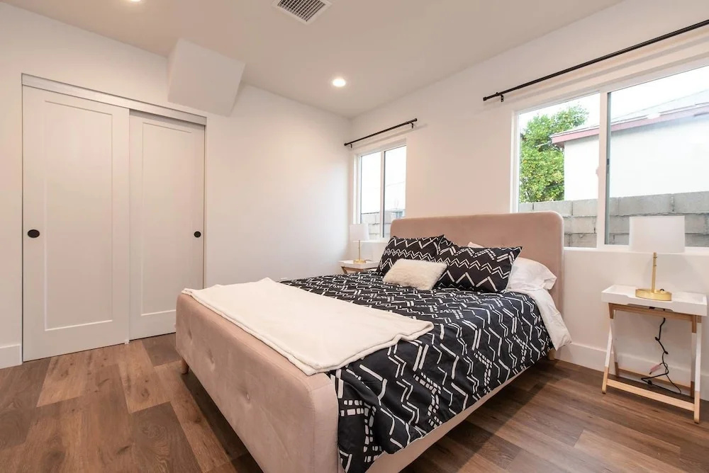 photo 1 of Newly Remodeled 3 BDR House Near Dodgers Stadium